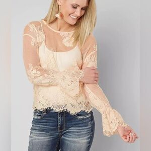 Daytrip Cream Lace Bell Sleeve Blouse